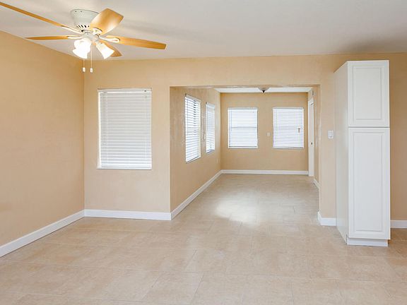5th image of 2792 Myers Dr NE