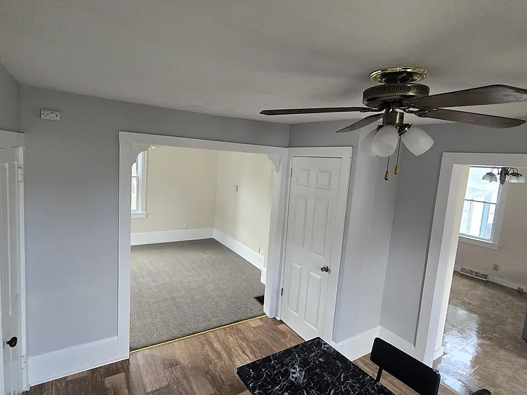 457 Wilson St — Photo 23