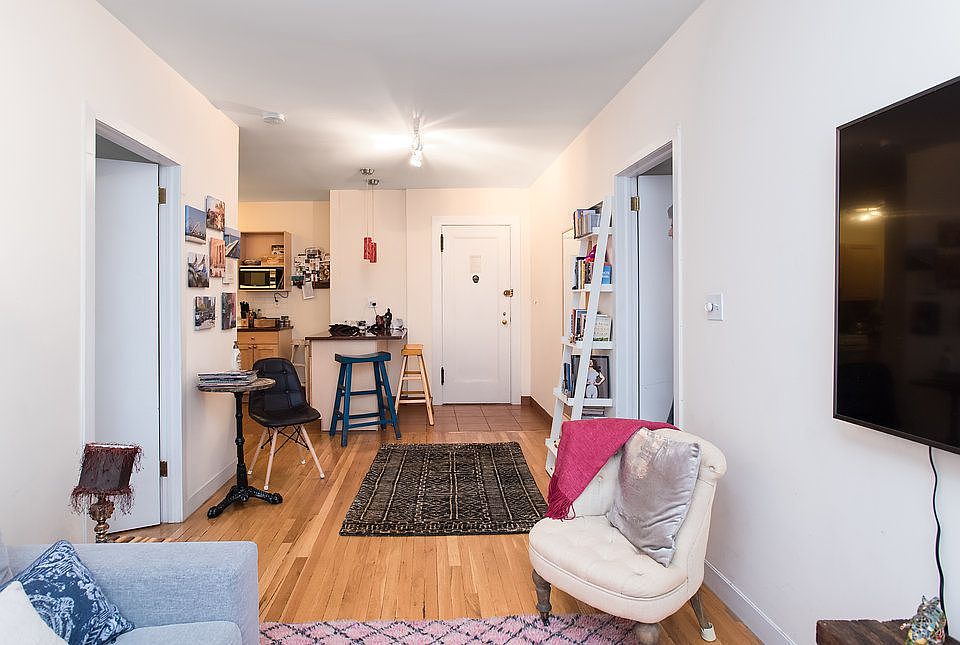 1st image of 315 W 19th St APT 32