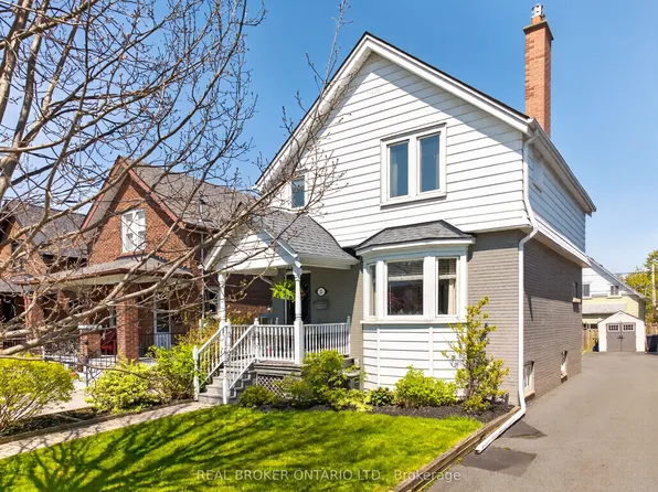 23 2nd St, Toronto, ON M8V 2X1