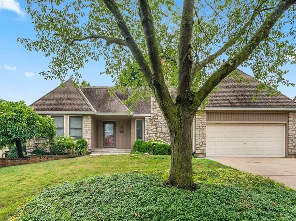 11609 W 109th St, Overland Park, KS 66210