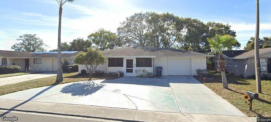 1st image of 8220 Fox Hollow Dr