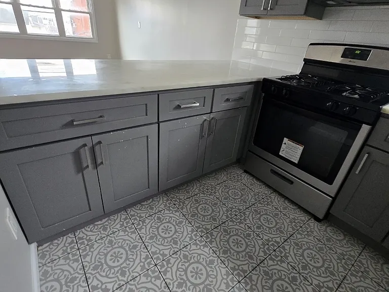 7-9 Hudson St #2 — Photo 5
