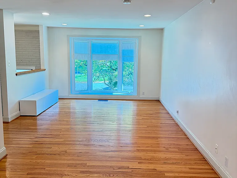 5628 Alta Vista Rd — Photo 4