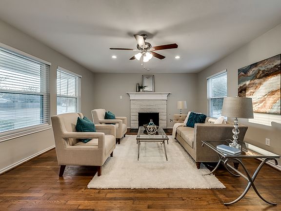 3rd image of 4053 Winfield Ave