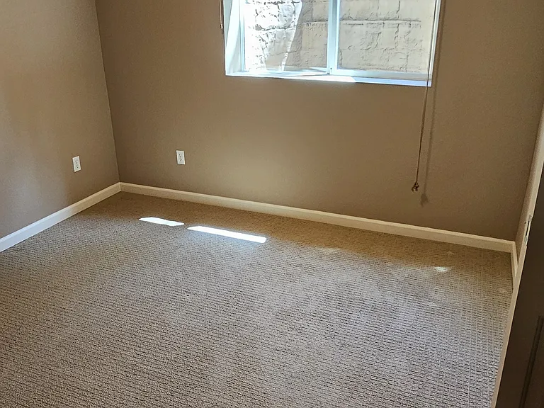928 N Taft Hill Rd — Photo 8