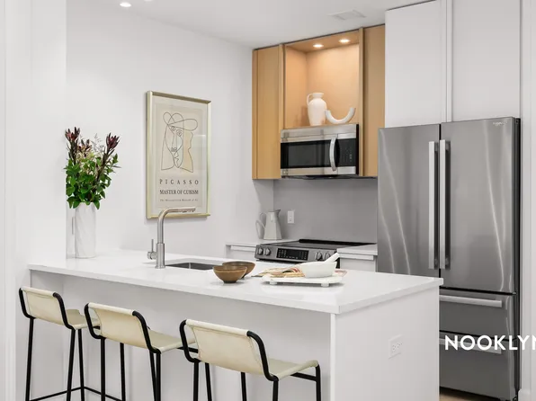 26-04 Jackson Avenue image 2 of 42