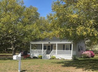 142 Edgewater St, Newport, NC 28570