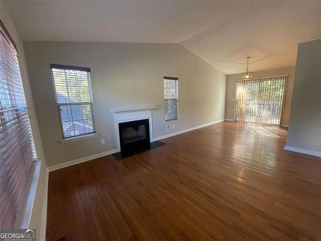 3015 Cascade Manor Drive - 1 — Photo 2