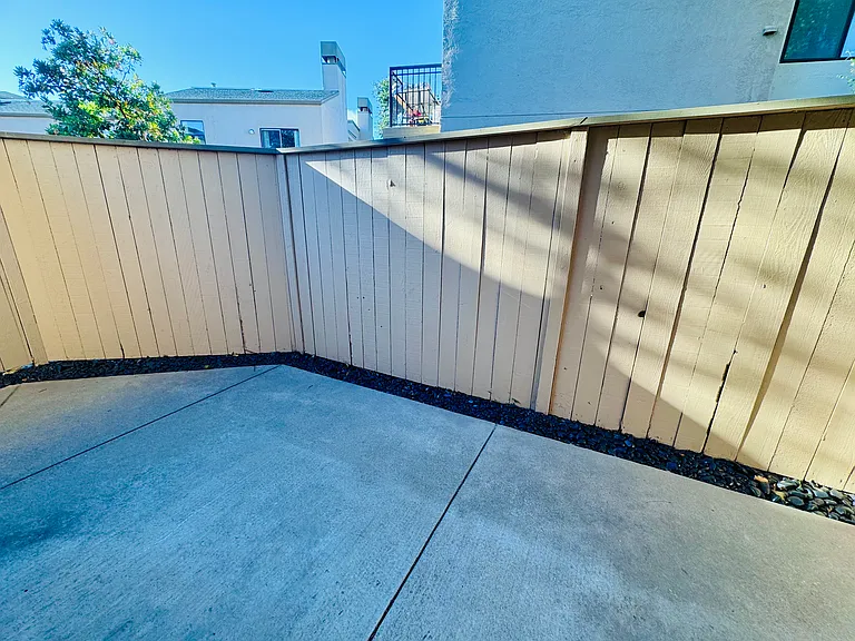 2392 N Main St #A — Photo 14