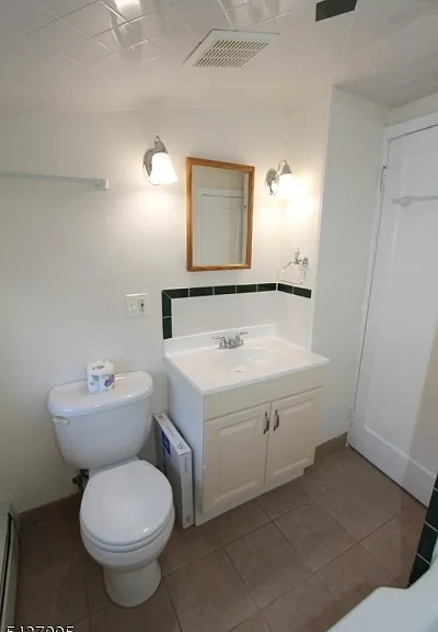 74 Alexandria Ave — Photo 15