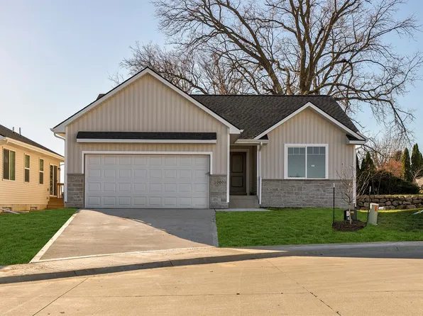 1000 Commons Ct, Carlisle, IA 50047