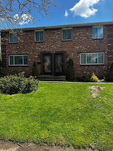 247 Robert Dr #1 Photo 1