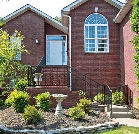 2nd image of 125 Cedar Forest Dr