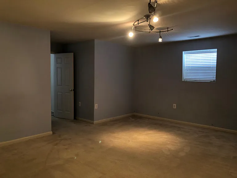 603 Bluff Ct — Photo 22
