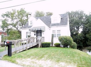 798 Elmer St, Ambridge, PA 15003