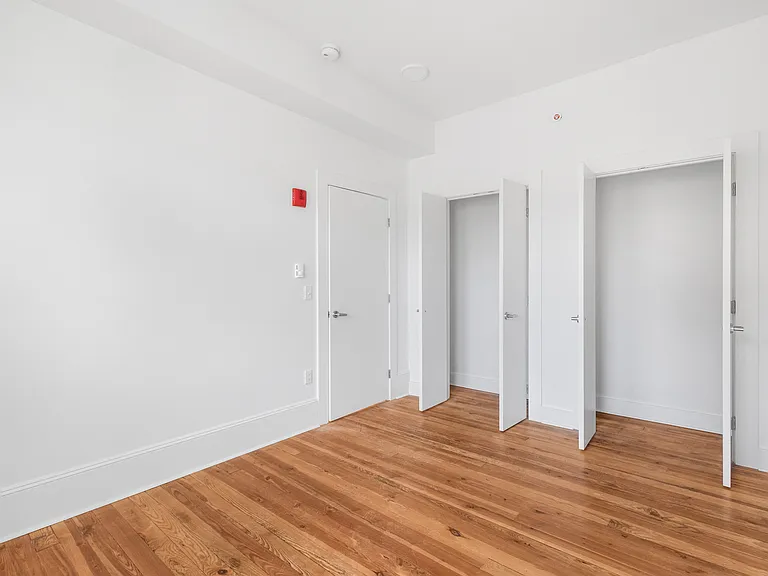 Cates Block Apartments — Photo 33