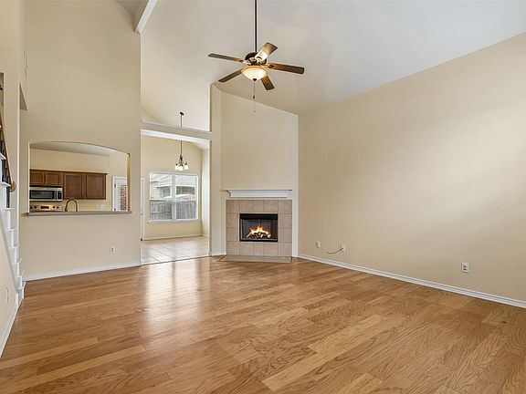 2nd image of 3736 Hazel Dr
