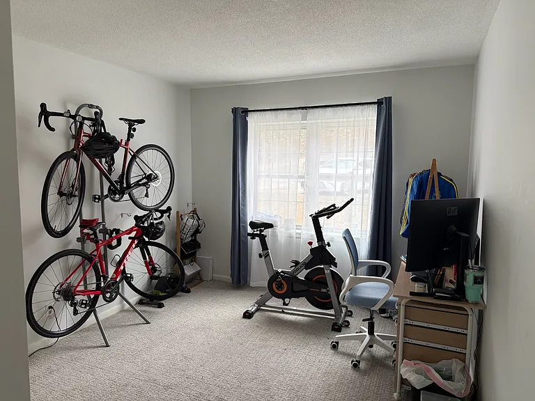 124 Lake Shore Rd #2 — Photo 14