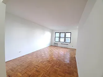 Rented by Smart NY Realty LLC