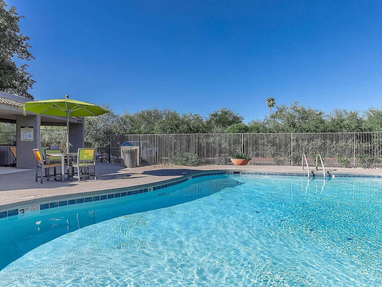 Saguaro Villas — Photo 1