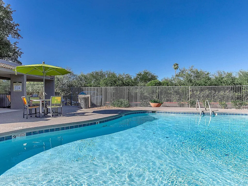 Saguaro Villas