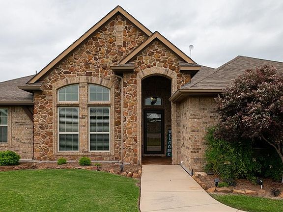 5th image of 249 Miramar Cir