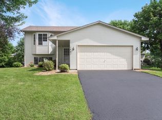 145 Bluestem Ave, Shakopee, MN 55379