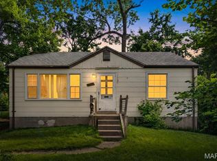 7407 Balfour Dr, Saint Louis, MO 63133