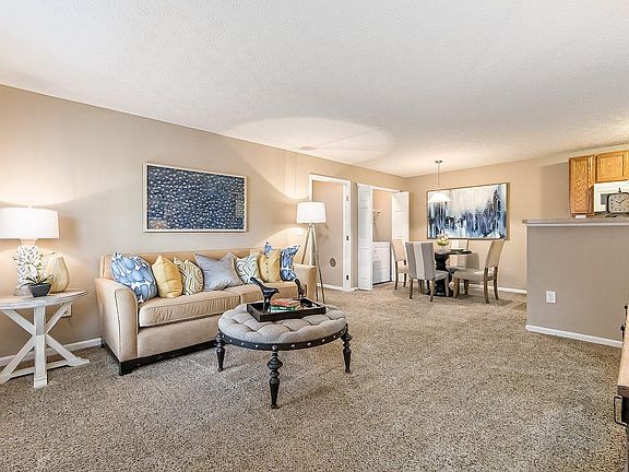 3rd image of 5388 Buckland Dr