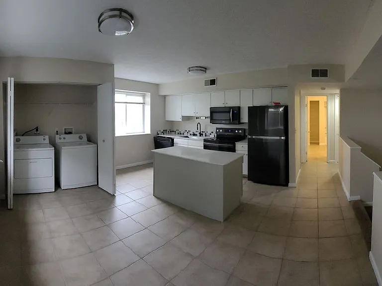 1304 Palmer Dr — Photo 13