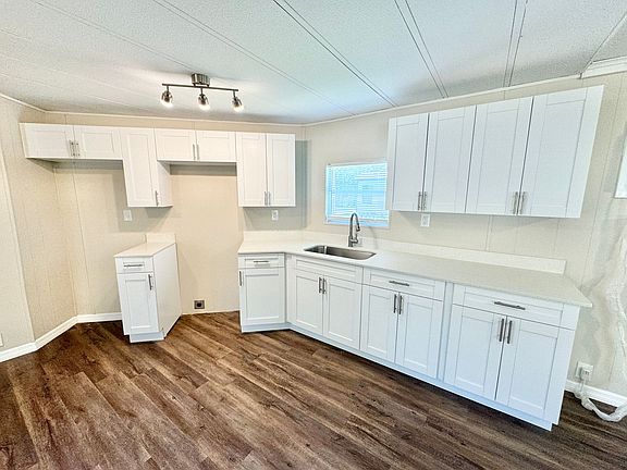 4th image of 1286 Henderson Creek Dr Lot 3