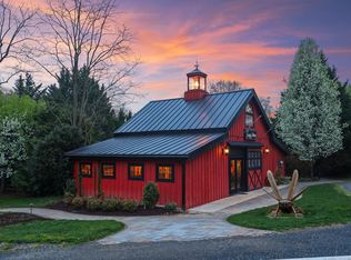 40325 Charles Town Pike, Hamilton, VA 20158
