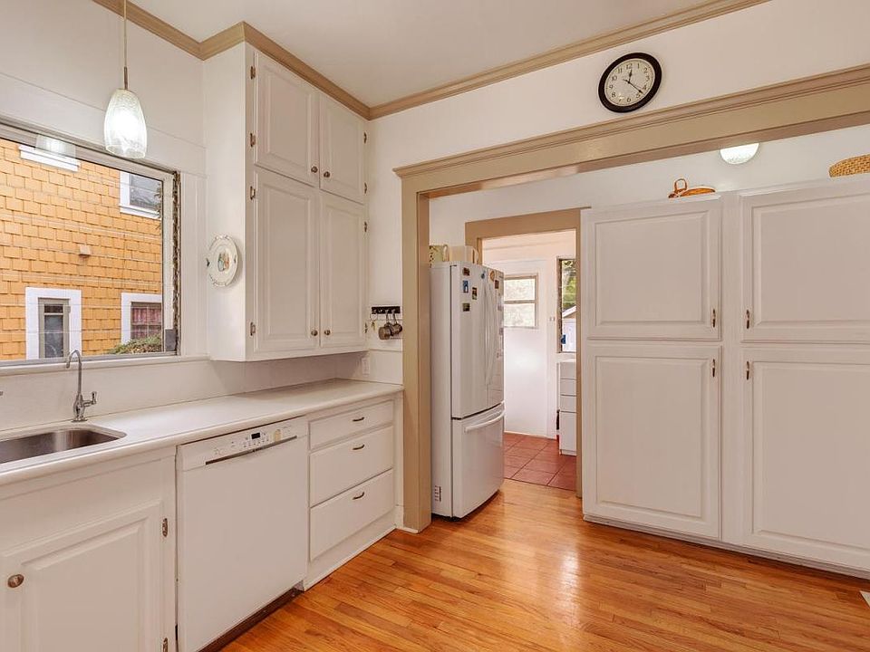 1st image of 1721 Hope St