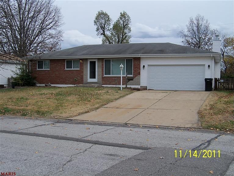 1st image of 212 Marilyn Estates Dr