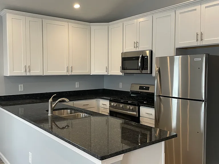 3511 Gray St #204 — Photo 1