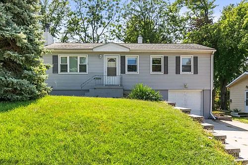 7517 Spring St Photo 1
