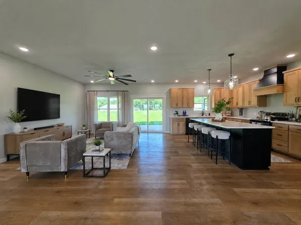 61500 Tarhe Trl, Fairland, OK 74343