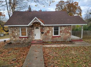 1023 W Rush Ave, Harrison, AR 72601