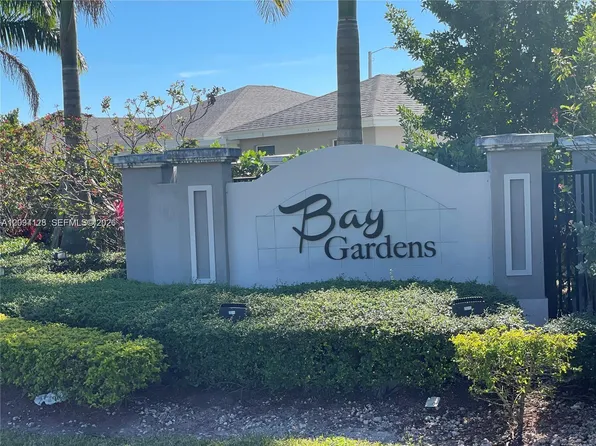 24800 SW 122nd Pl, Homestead, FL 33032