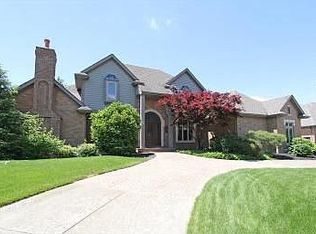 105 Dalfaber Ln, Springboro, OH 45066