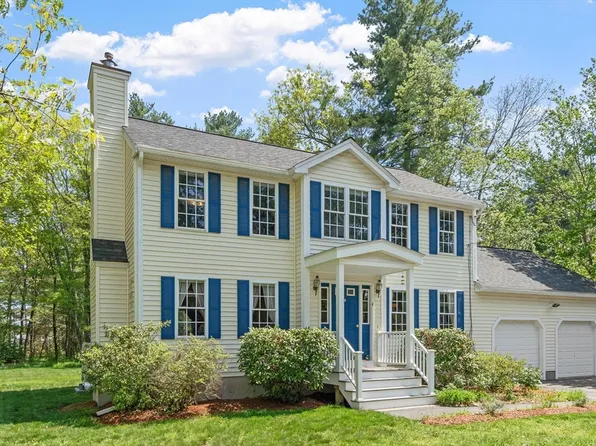 4 Weatherbee Rd, Shirley, MA 01464
