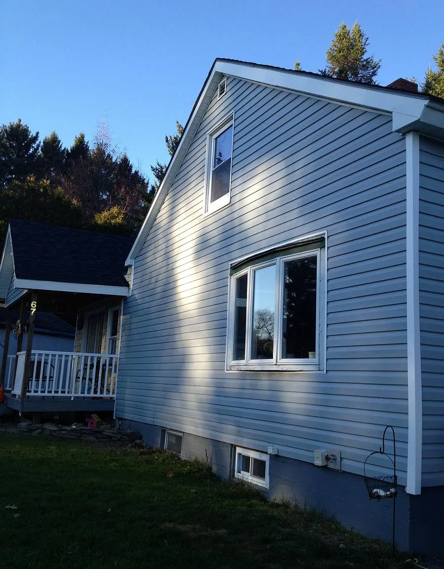 3 bed, 1400 sqft, $2,200 — Photo 2