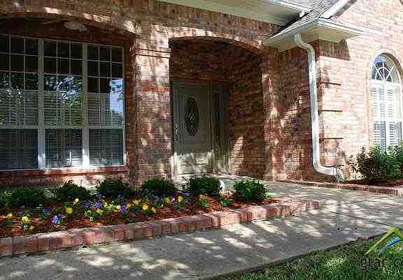 2nd image of 2203 Bradbury Ct