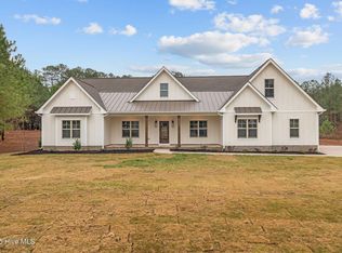 333 Brightleaf Dr, Whispering Pines, NC 28327