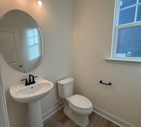 4th image of 50 Copperleaf Ct