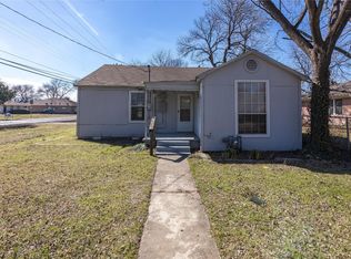 1107 S Paris St, Ennis, TX 75119