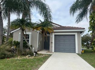 7953 La Rose Ct, Lake Worth, FL 33467