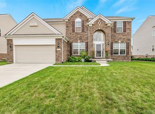 49633 Malten Dr, Macomb, MI