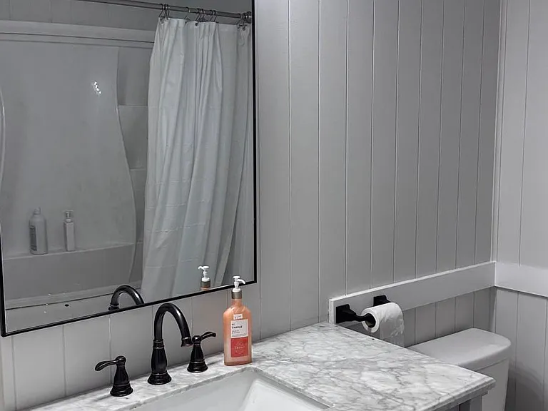 2418 Samia Dr — Photo 16